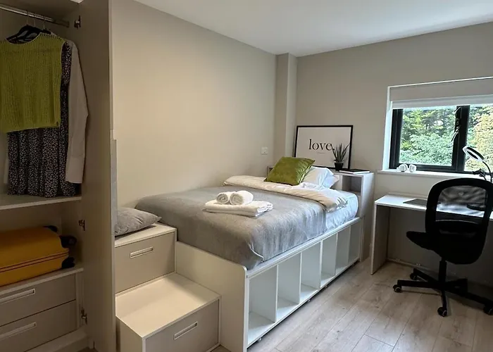 Cuirt Na Coiribe Summer Accommodation