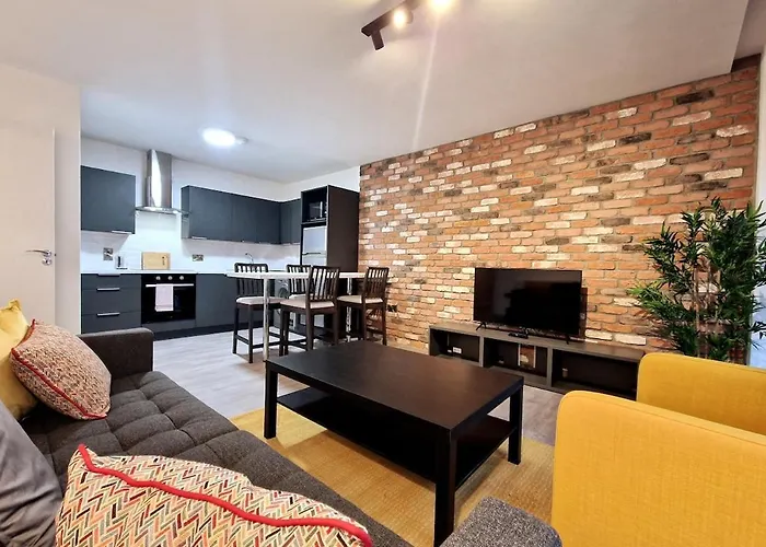 Super Stylish 2 Bed, 2 Bath
