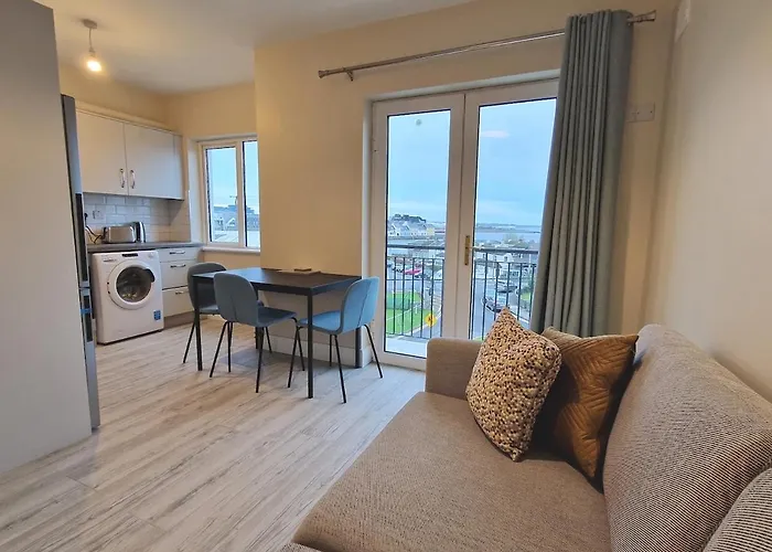 The Claddagh Ring, 2 Bed Apt, Galway City Centre