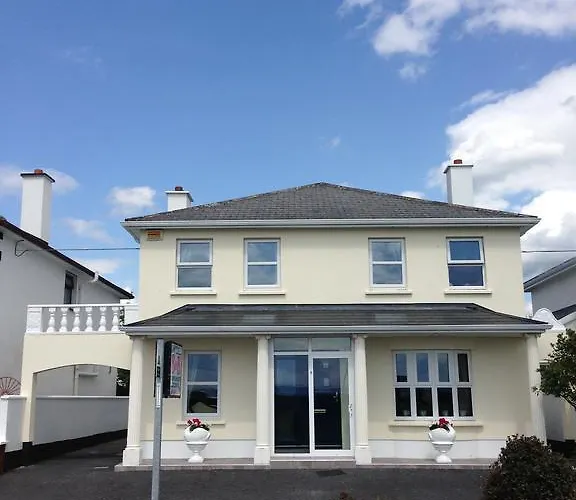 Lawndale House B&B