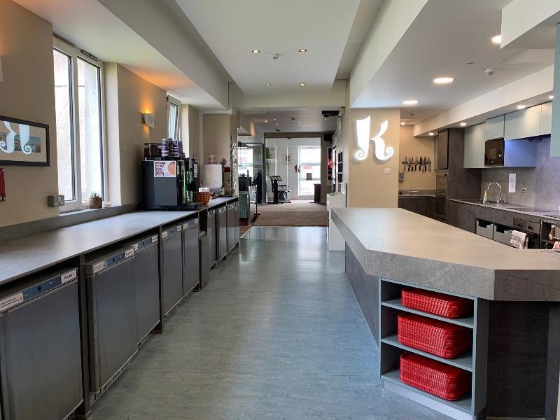 Kinlay Eyre Square Hostel