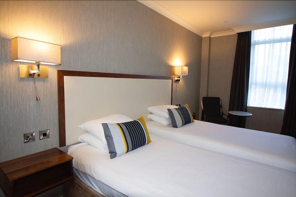The Victoria Hotel 3* Galway