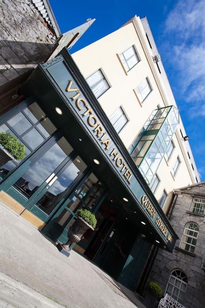 The Victoria Hotel 3*