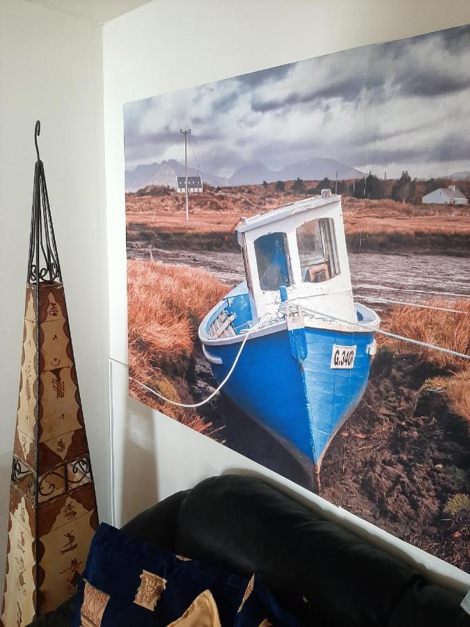 Apartment Cosy Apartment In Galway With Balcony 32 M² City View