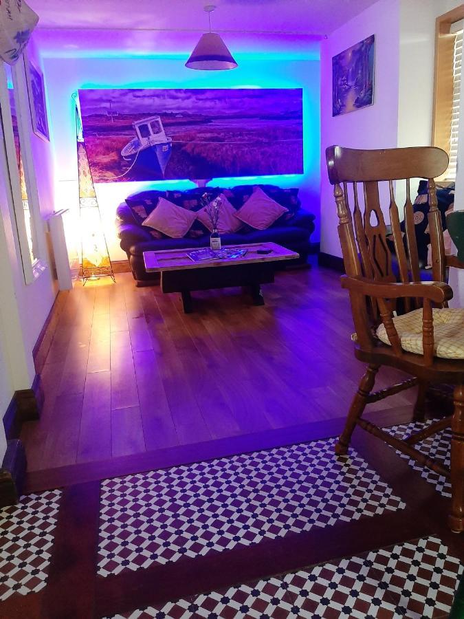 Cosy Apartment In Galway With Balcony 32 M² City View *