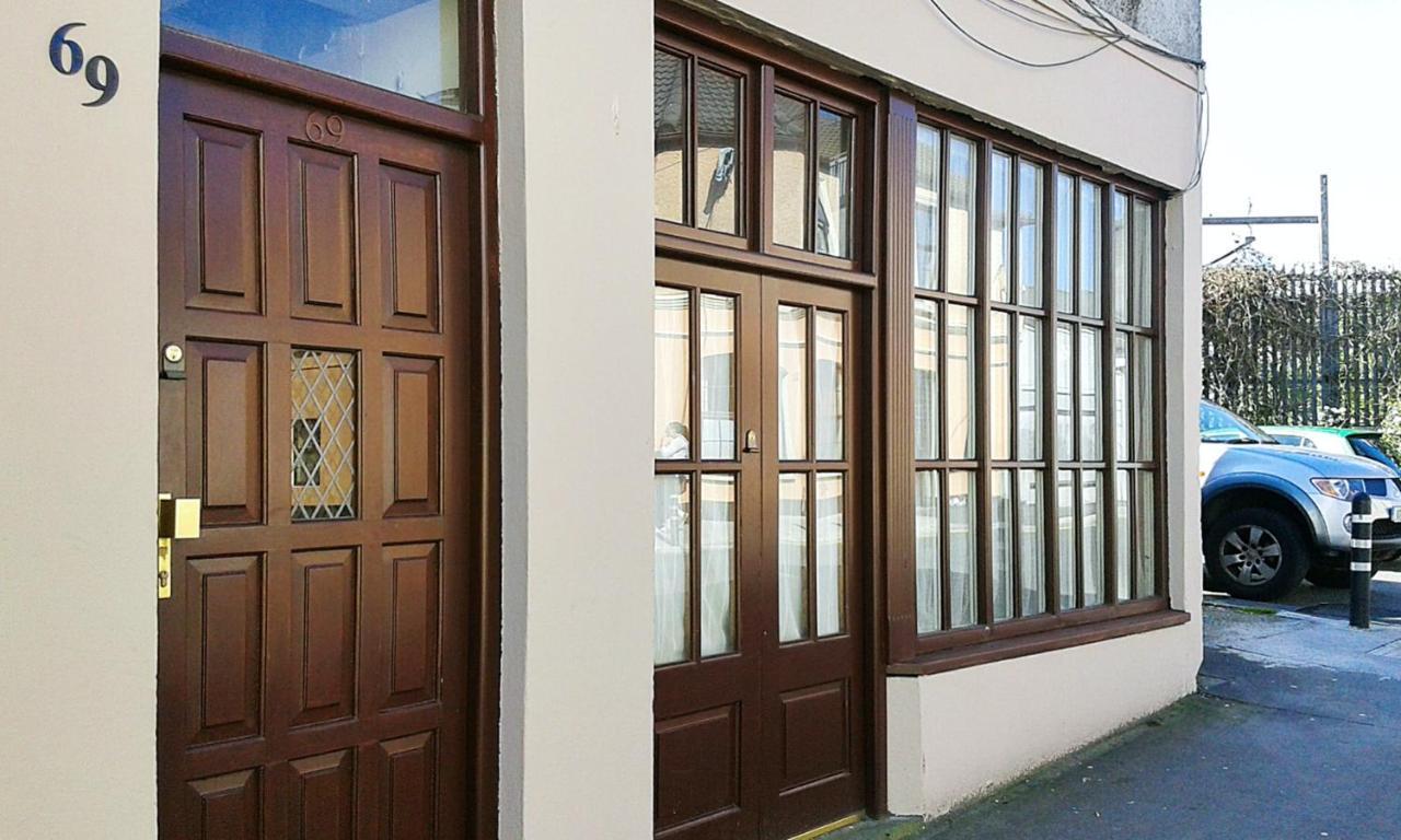 Cosy Apartment In Galway With Balcony 32 M² City View Galway