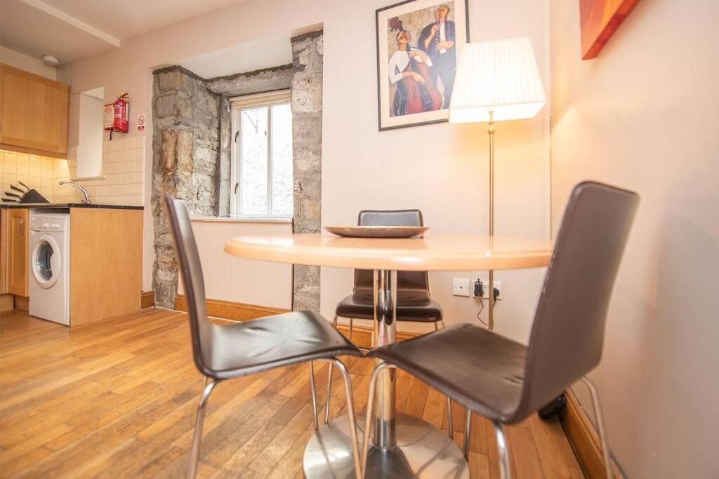 Latin Quarter Luxury *