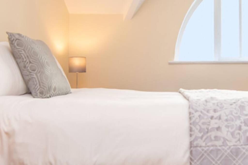 Latin Quarter Luxury Apartment