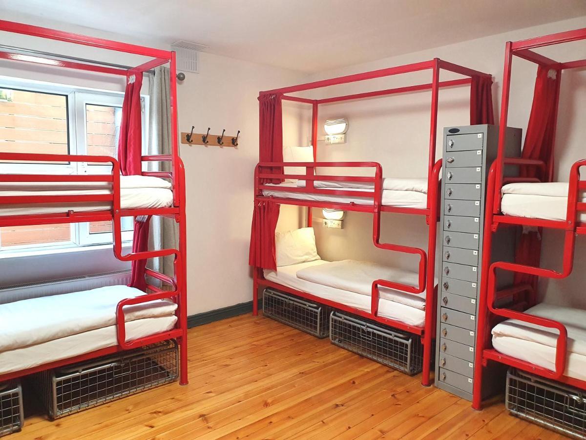 - Solo Traveller * Galway