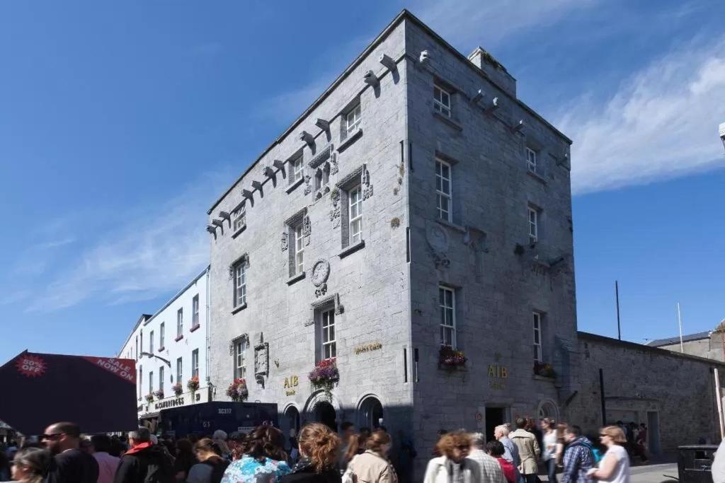 Sea View Luxury Centre - Location Galway