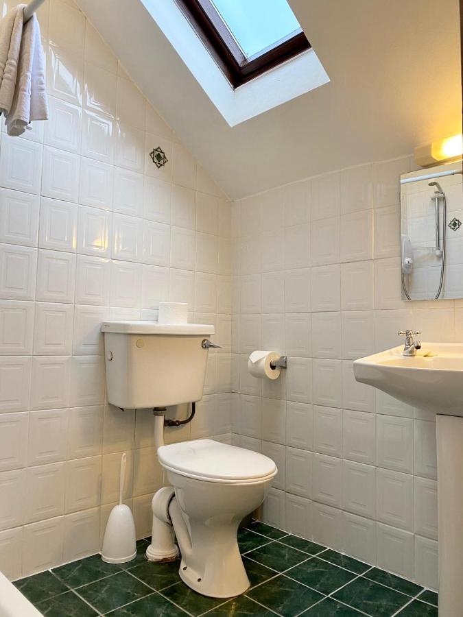 Bed & Breakfast Feeney's Audubon Galway