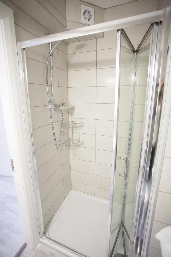 Newcastle Court Apartment *