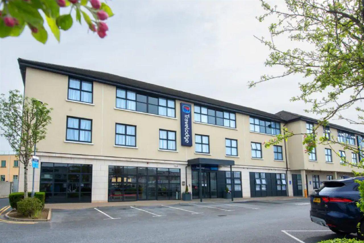 Travelodge Hotel 3*