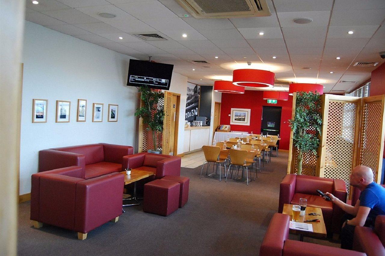 Travelodge 3*