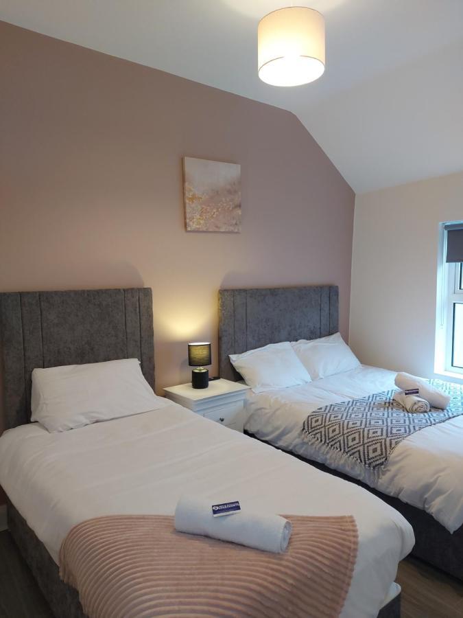 4 Eyre Square Lane Apartment