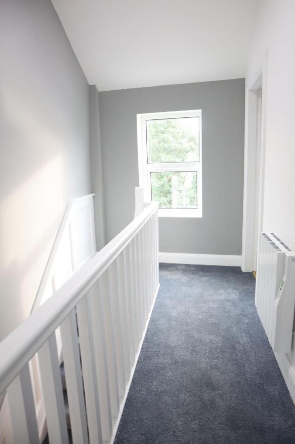 Apartment 4 Eyre Square Lane *