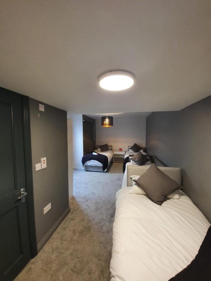 Large Townhouse In The Heart Of No 11 Galway