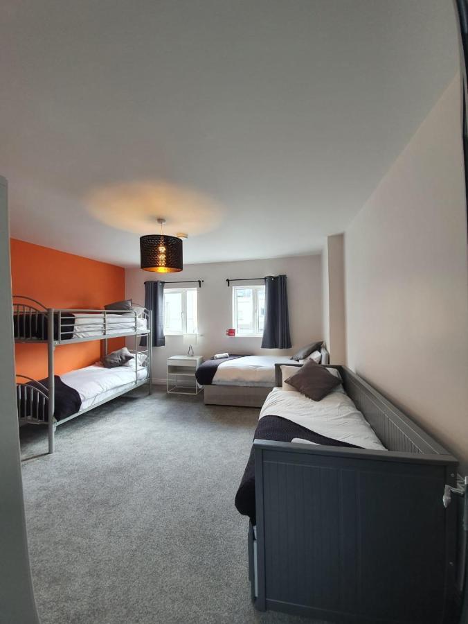 Large Townhouse In The Heart Of No 11 Holiday home *