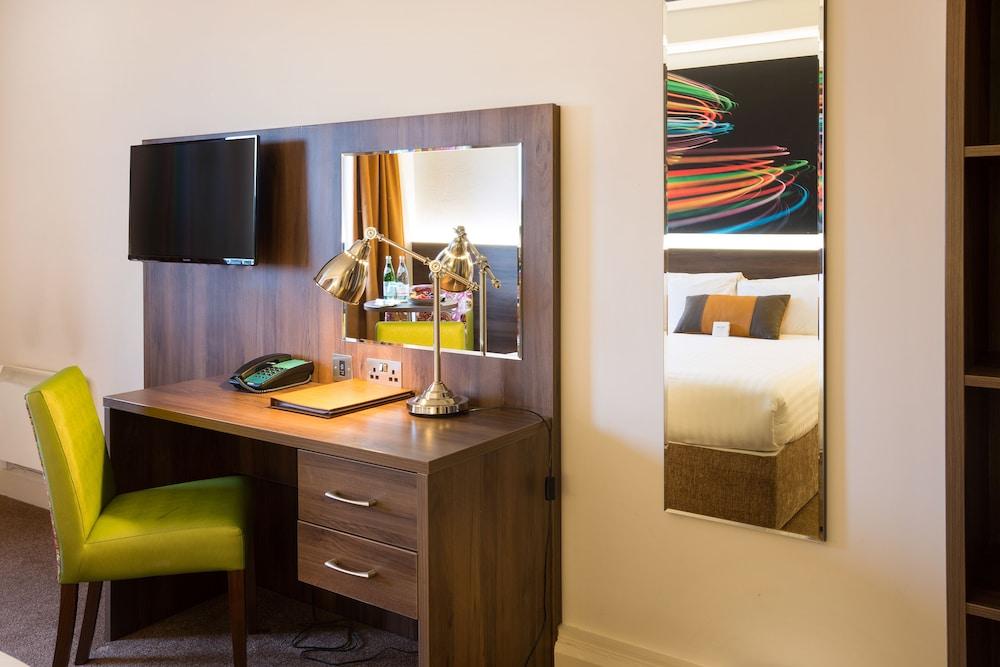 Nox 3* Galway