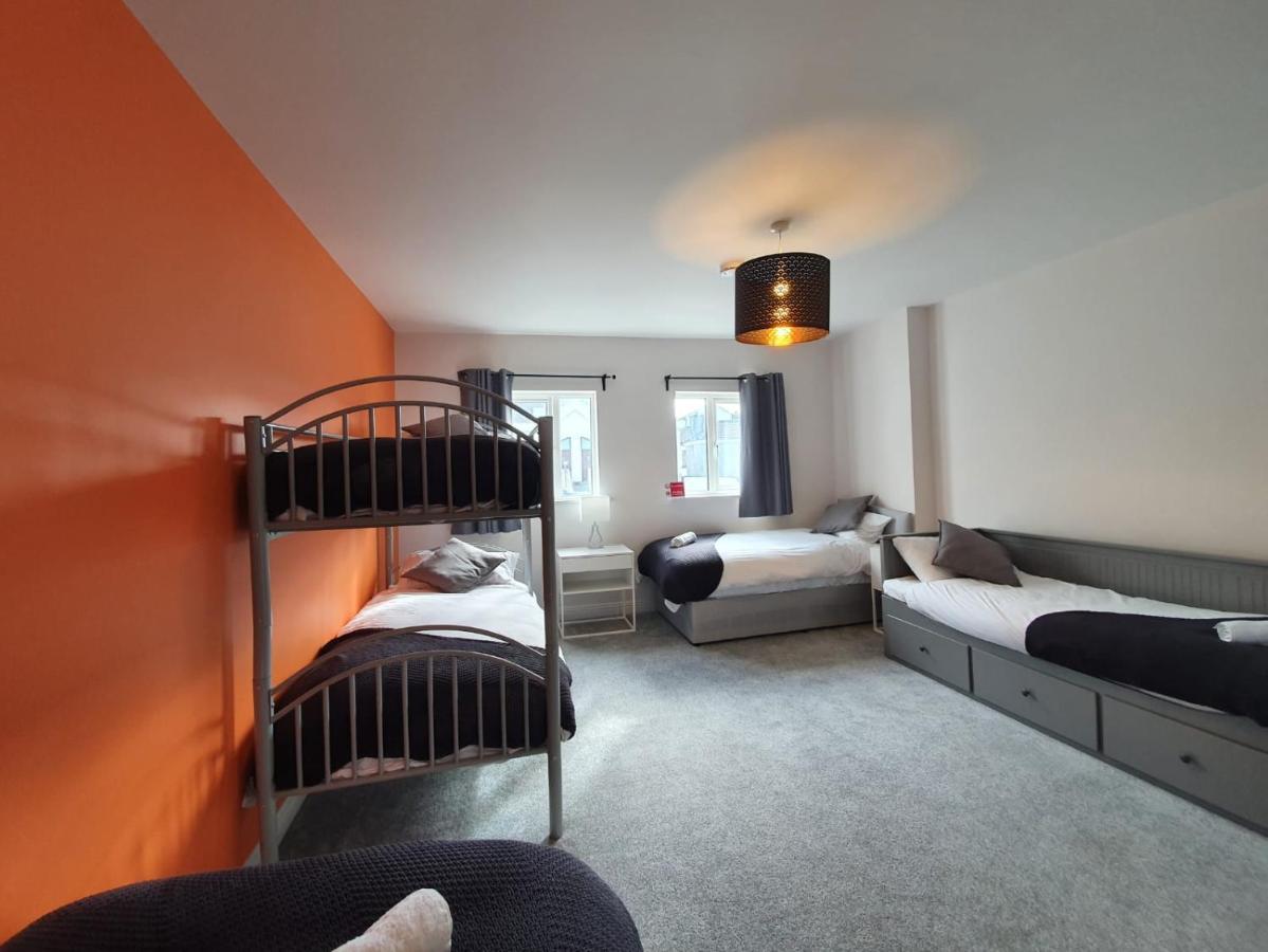 Large Townhouse In The Heart Of No 12 Holiday home
