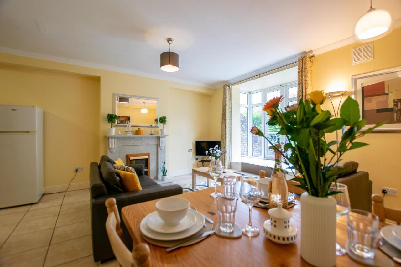 126 - Gort Na Coiribe 4 Bedroom Duplex, By Shortstays *