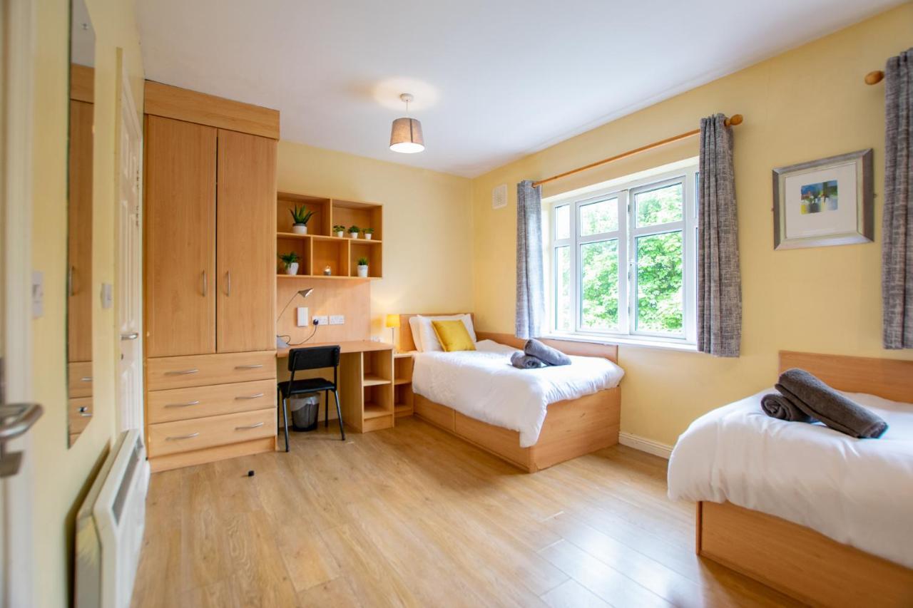 Holiday home 126 - Gort Na Coiribe 4 Bedroom Duplex, By Shortstays Galway