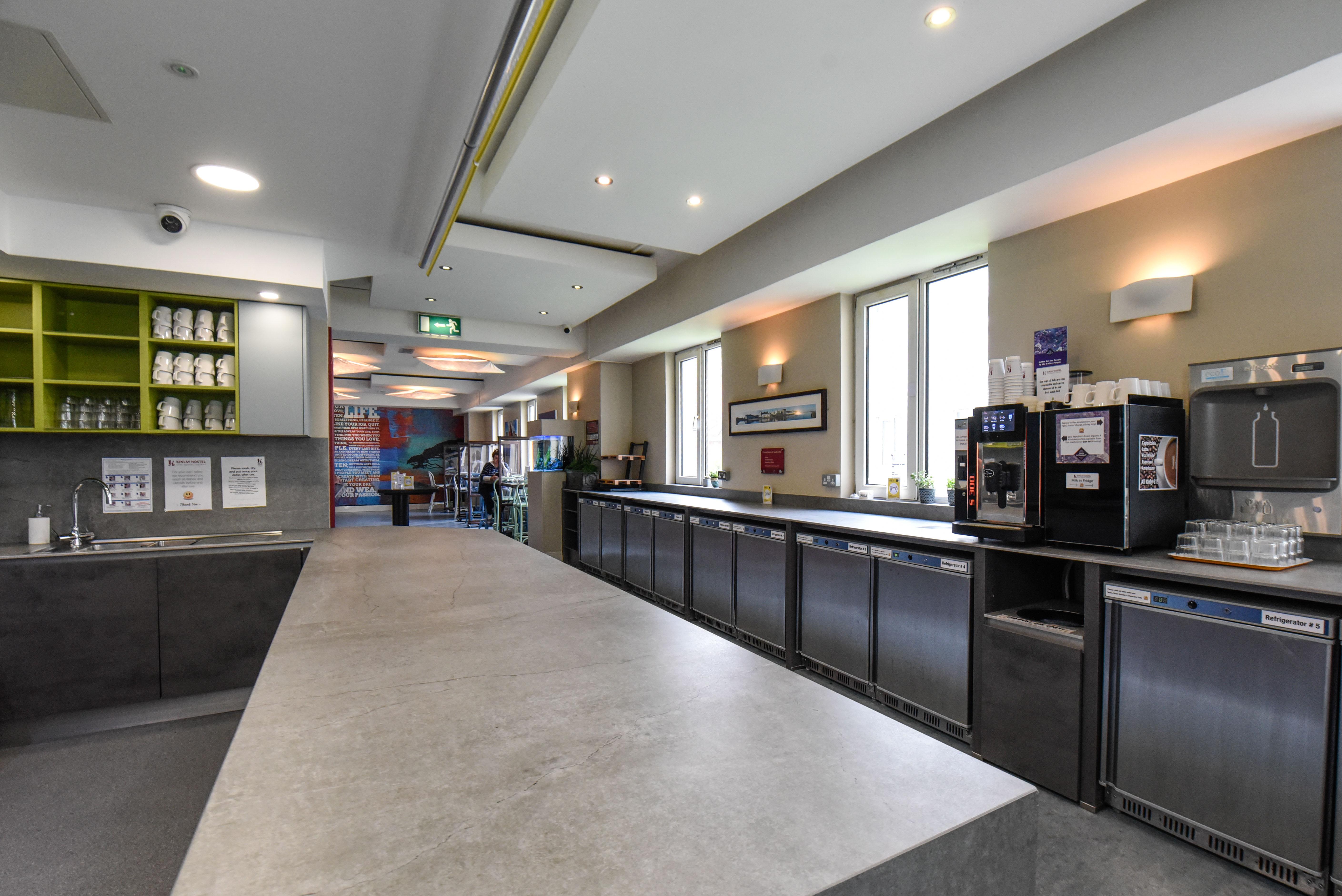 Kinlay Eyre Square Hostel