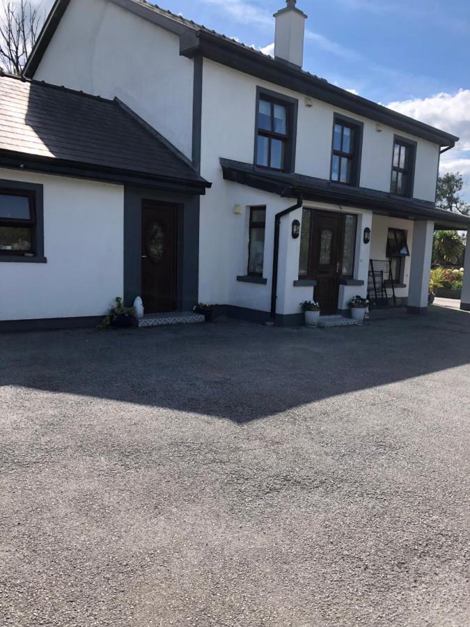 Yenooc House * Galway