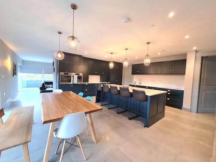 Villa Exquisite Luxury - Sleeps 10