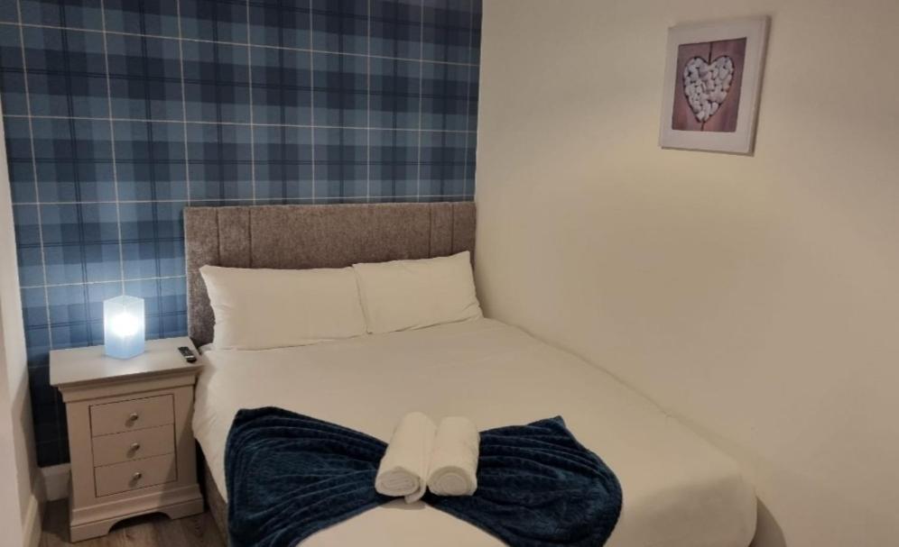 3 Eyre Square Lane Apartment *