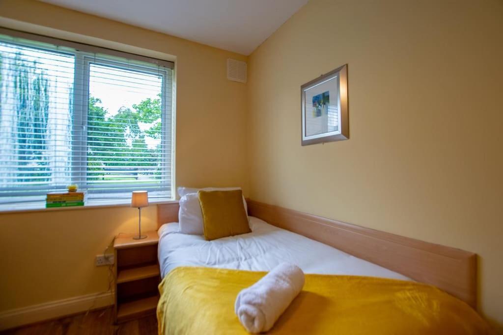 Holiday home 127 - Lovely 2 Bed With Parking Galway
