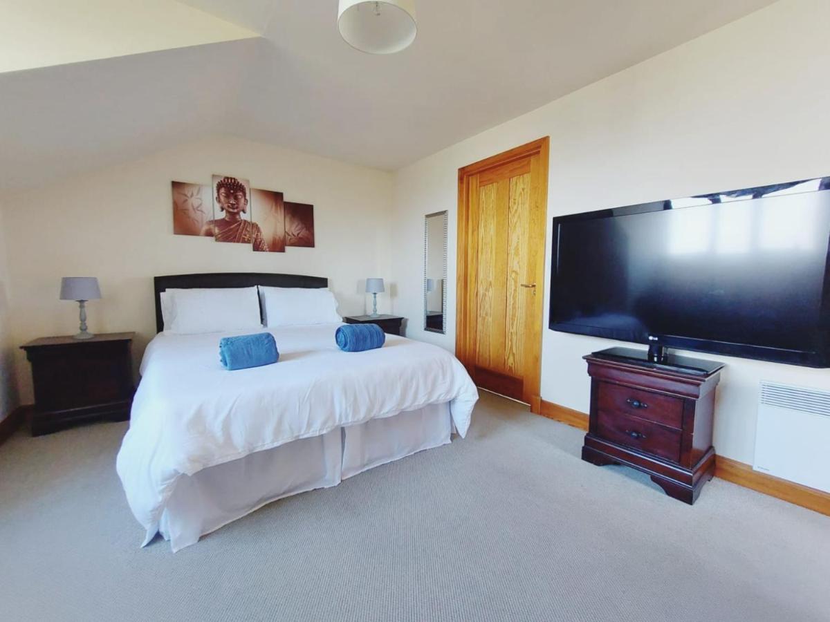 Private In House Close To Galway