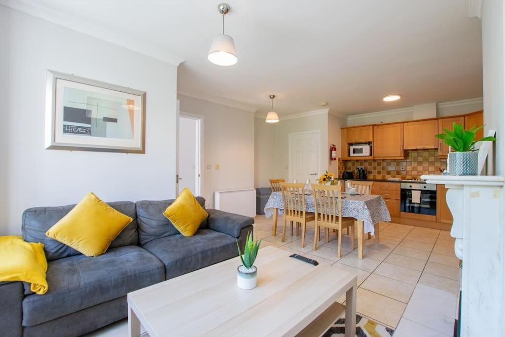 103 - The Townhouse At Gort Na Coiribe By Shortstays * Galway