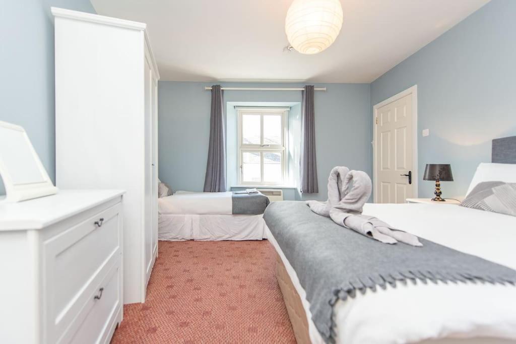 Clonbur House - One Bedroom Apartment Galway