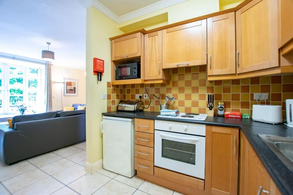 18 - Superb Duplex By Shortstays * Galway