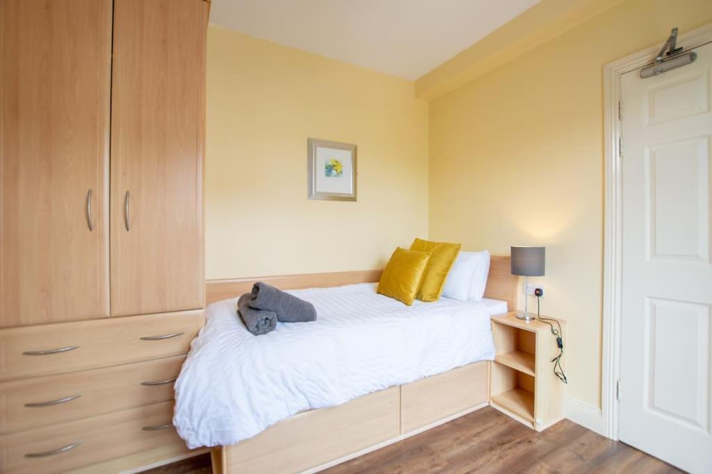 Holiday home 18 - Superb Duplex By Shortstays