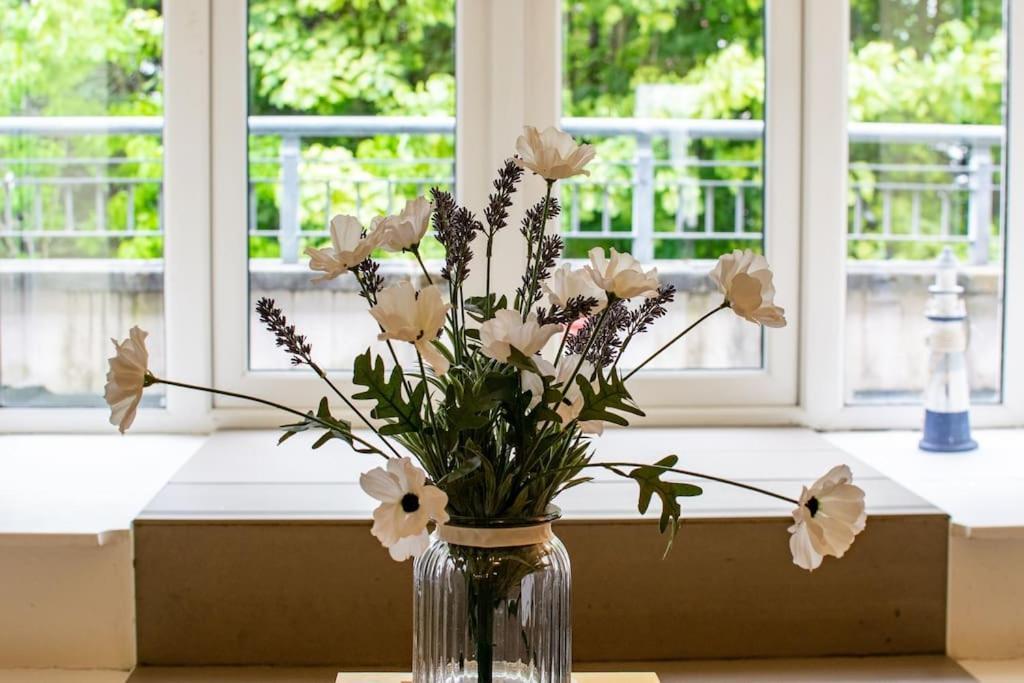22 - Spacious Duplex By Shortstays Holiday home
