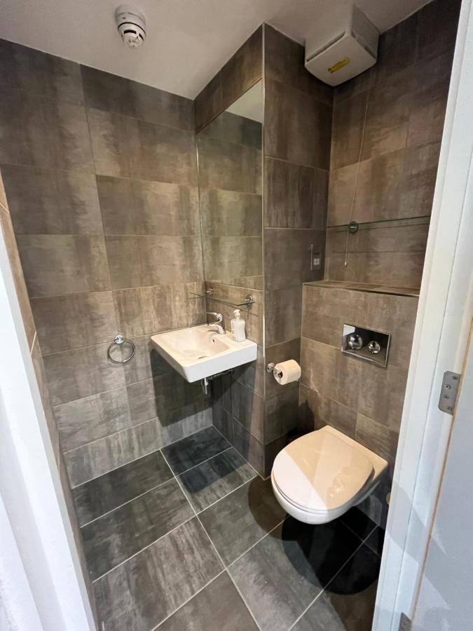 Eyre Square Self Catering Apartment