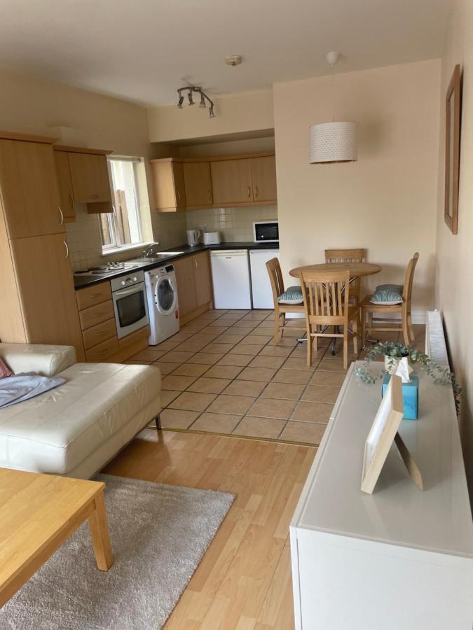 Ground Floor One Bedroom Apartment *