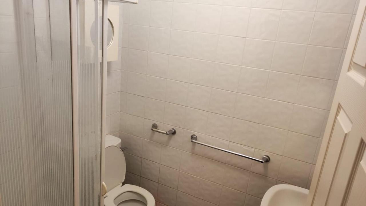 Budget-friendly Self-serve Lodging *
