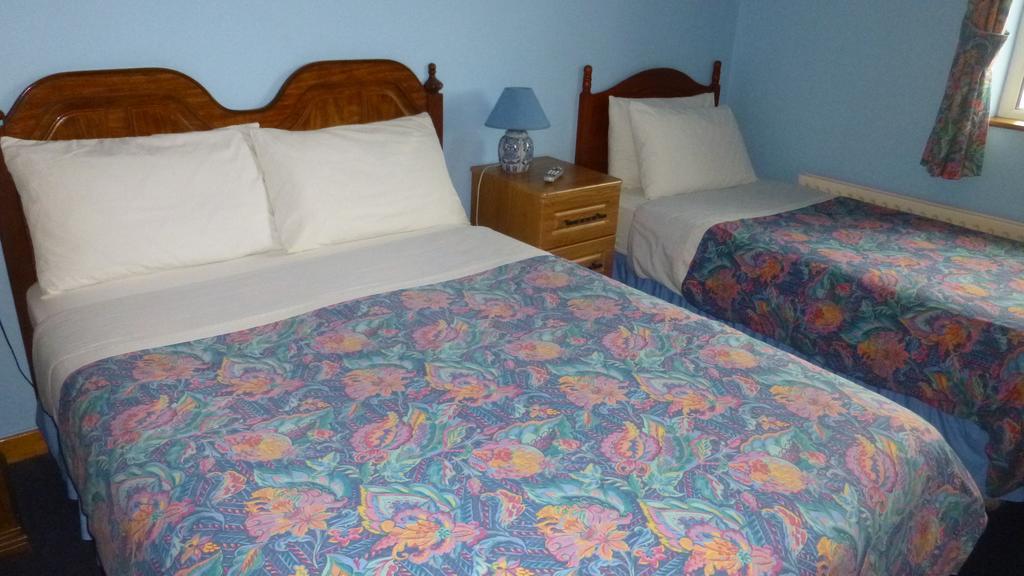 Lawndale House 3*