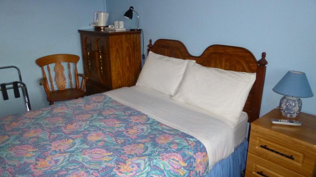 Lawndale House 3*