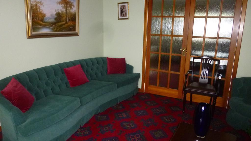 Lawndale House 3* Galway