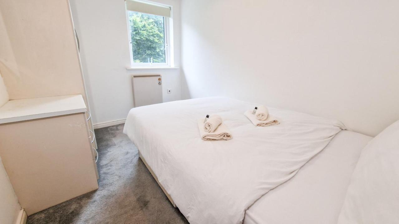 Apartment Stylish 3 Bedroom House *
