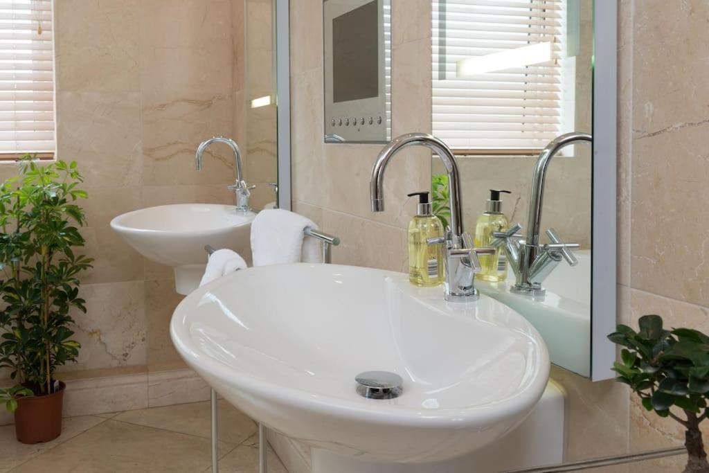 Apartment Luxury Center Penthouse - Location