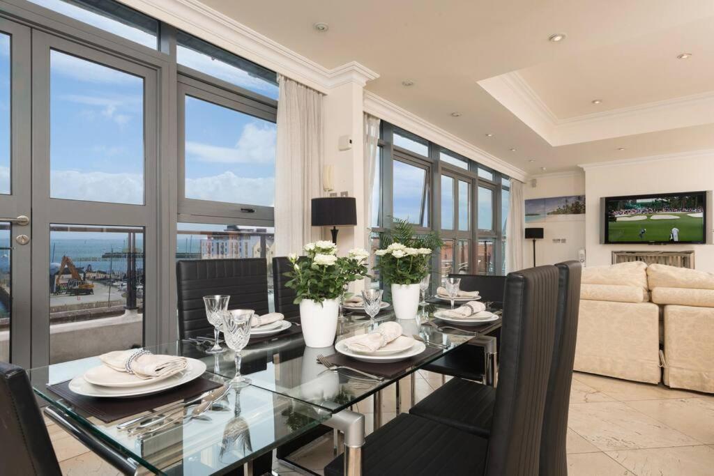Luxury Center Penthouse - Location * Galway