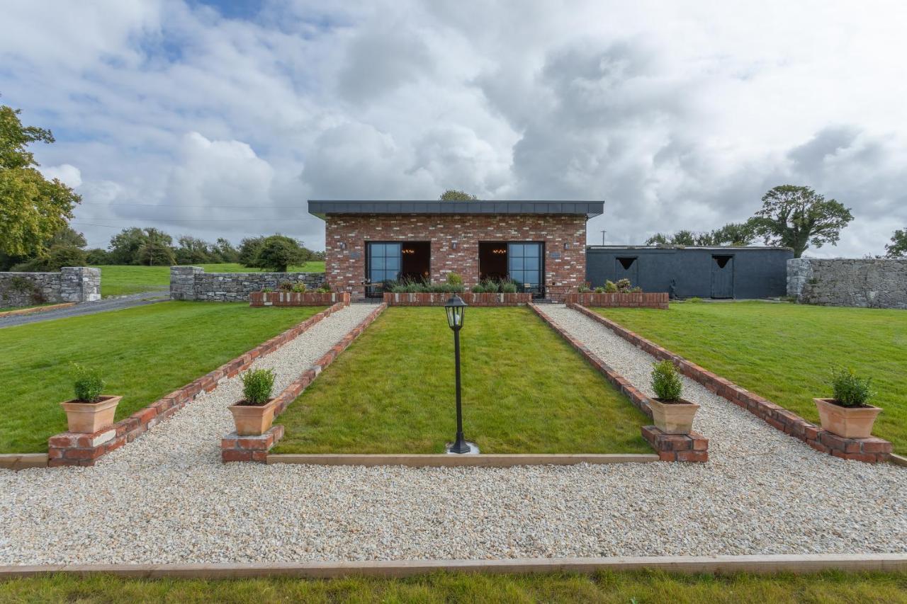 'the Stables' * Galway