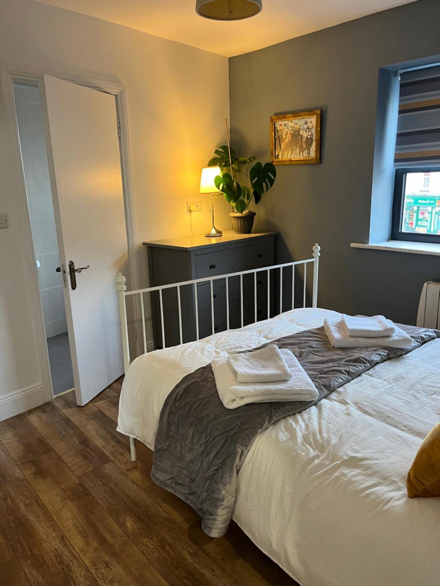 Woodquay Mews Apartment *