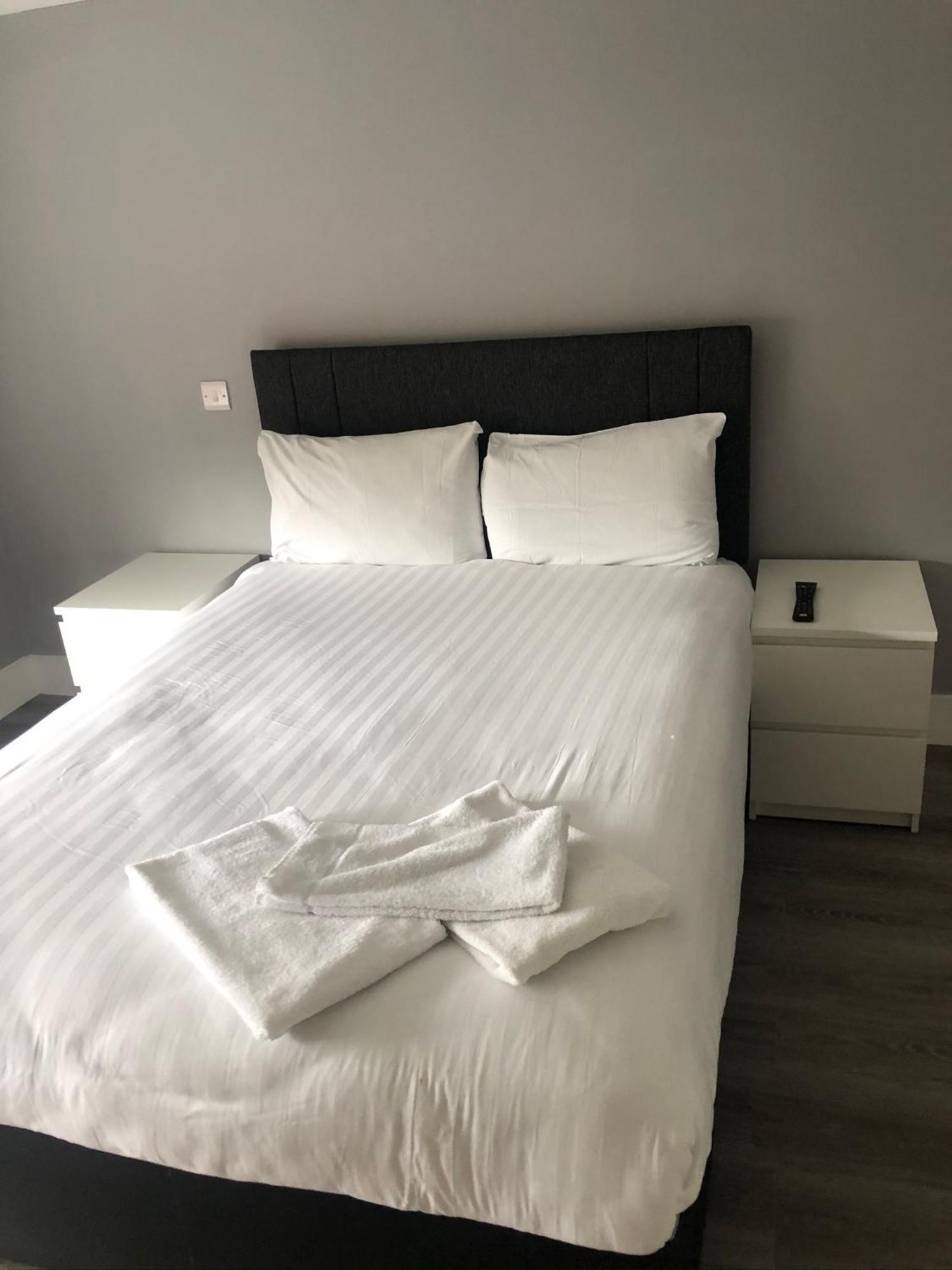 Twelve - Boutique -galway Centre -6 Bed En-suite - Free Parking Holiday home Galway
