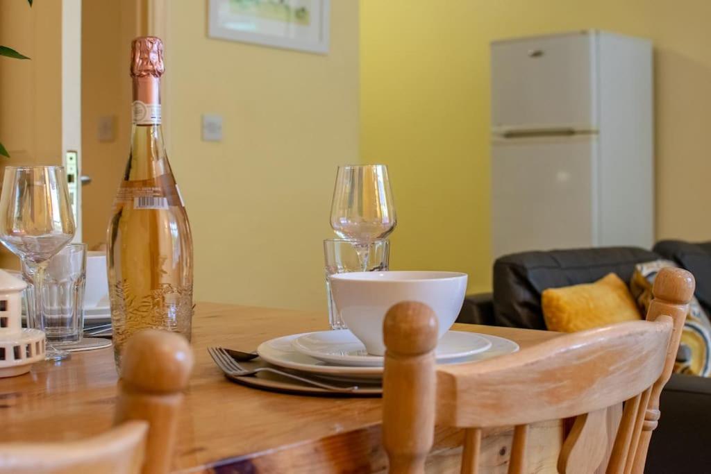 Holiday home 122 - Large Duplex With Parking By Shortstays *